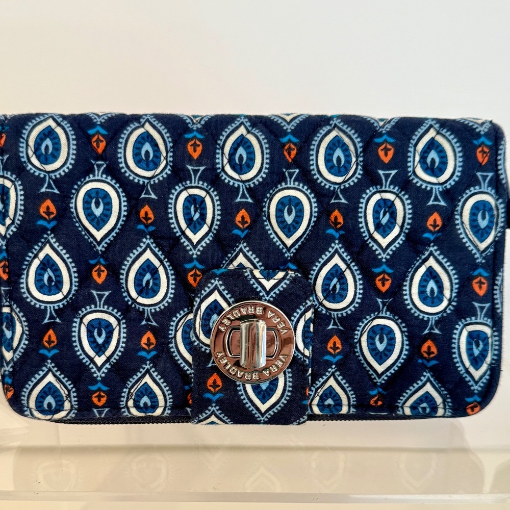 Vera Bradley Turnlock Wallet Cotton EUC Navy Blue print